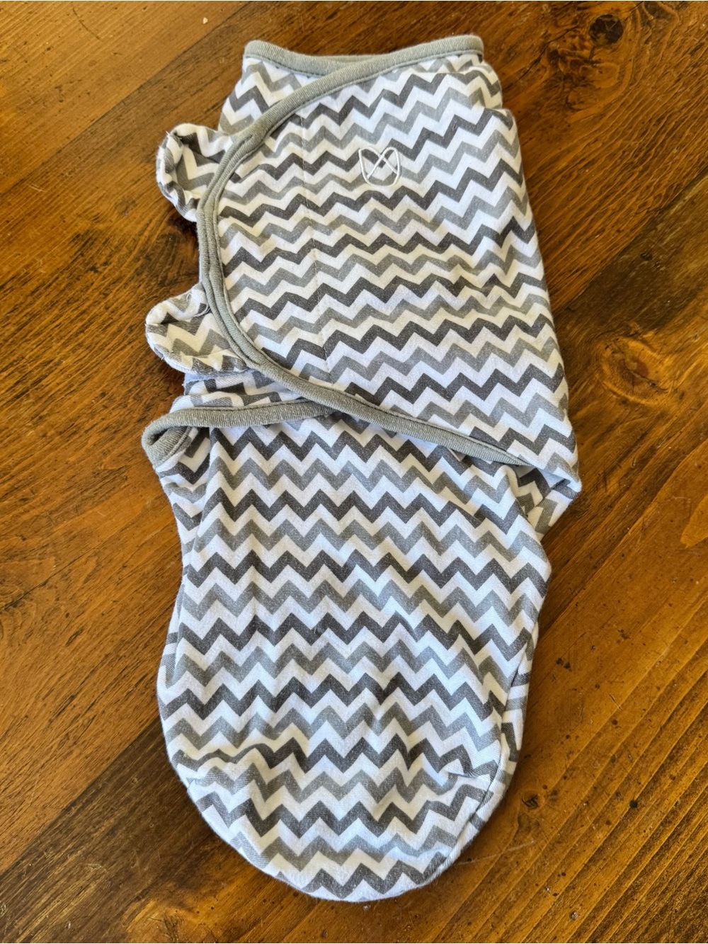 Garanimals Gray White Chevron Baby Swaddle Small